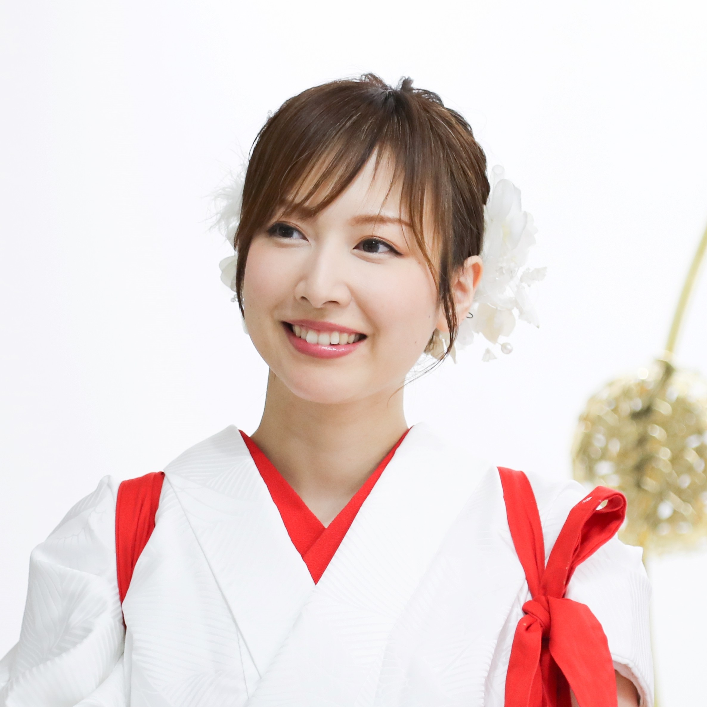 Ms. Bisen Aoyagi